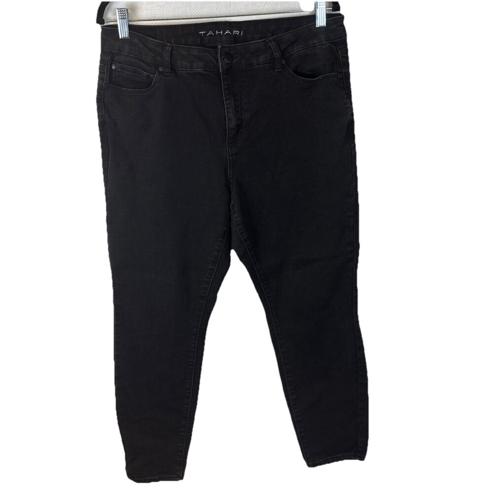 Tahari 14W Black Jeans Tapered Leg Stretch Denim Classic 5 Pocket Size 14 Plus